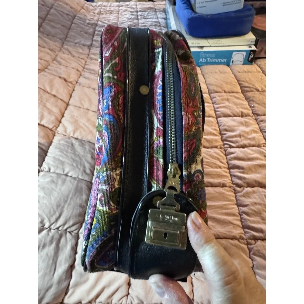 Vtg. A.D. Sutton & Sons Small Blue Paisley Suitcase Travel Luggage Bag No Key